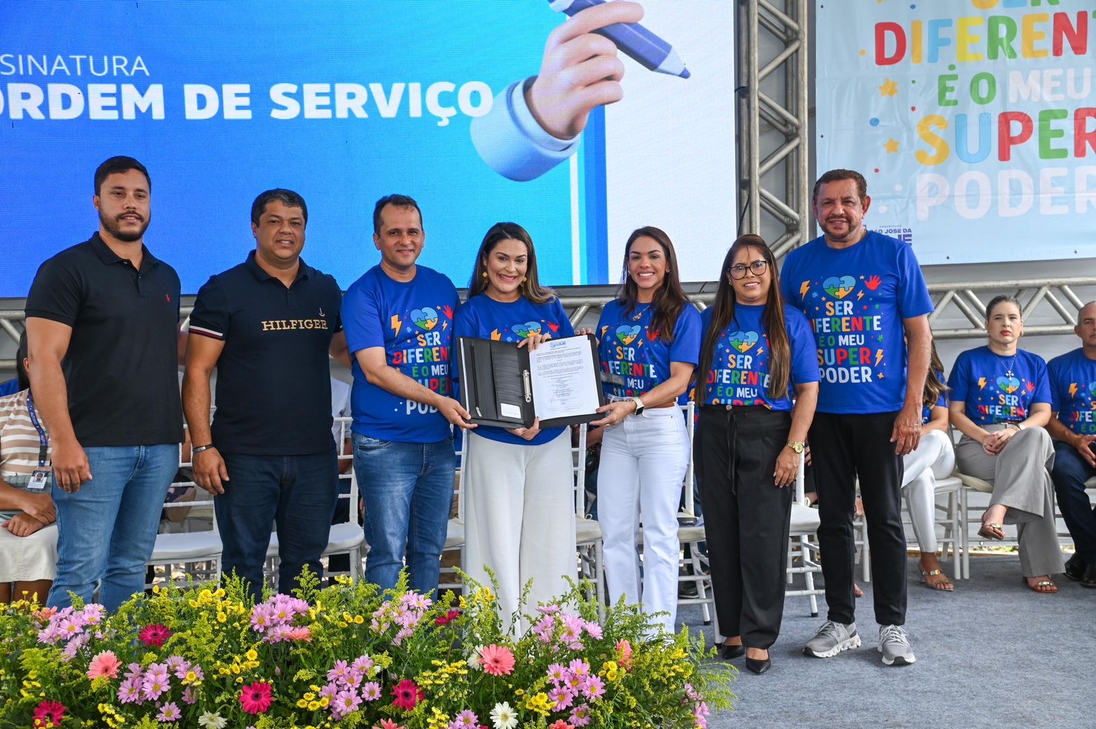 Angela Vanessa e Ravena de Neno assinam Ordem de Serviço para construção do Complexo da Criança, em São José da Laje