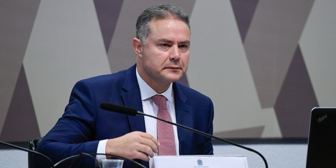 Renan Filho anuncia que governo oferecerá cursos gratuitos para CNH