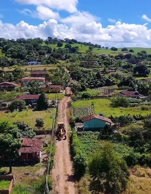 Prefeitura de São José da Laje entrega escola reformada e requalificam estrada rural