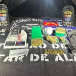 PM contabiliza mais de 52 quilos de drogas e 24 armas de fogo apreendidos em uma semana
