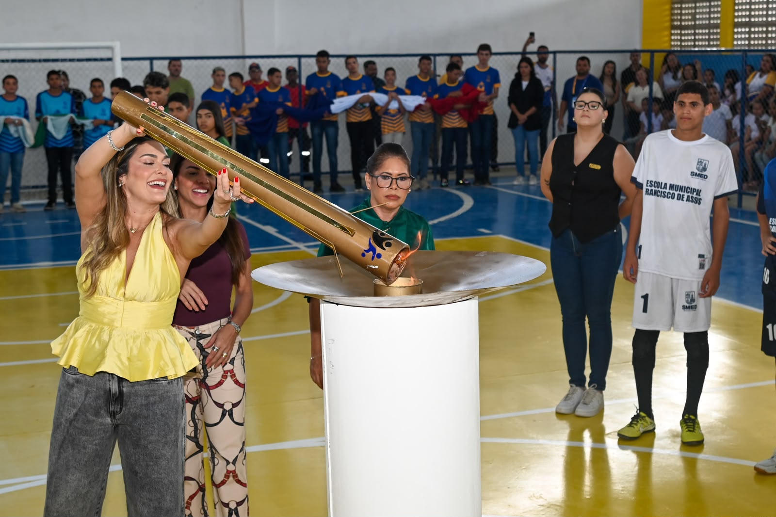 Angela Vanessa e Ravena de Neno entregam obras nas comemorações dos 140 anos de São José da Laje