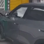 Clínica odontológica é atingida por carro de luxo durante a madrugada em Arapiraca